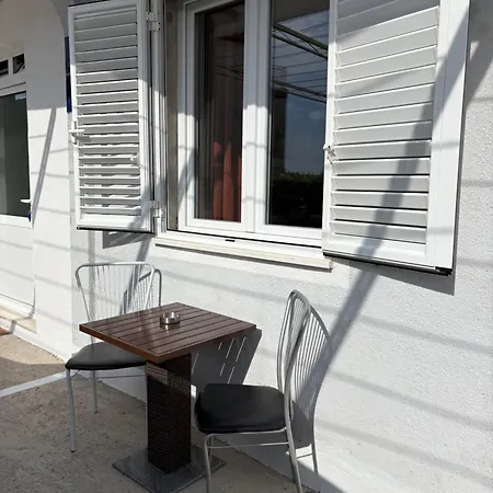 Bingo Aparthotel 3*